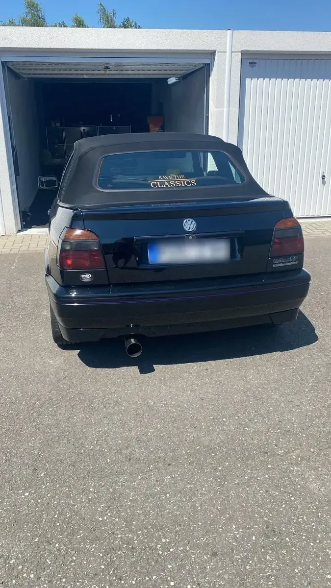 Gebraucht VW Golf Cabriolet 80 PS (58 kW) 1995 Schwarz Cabrio