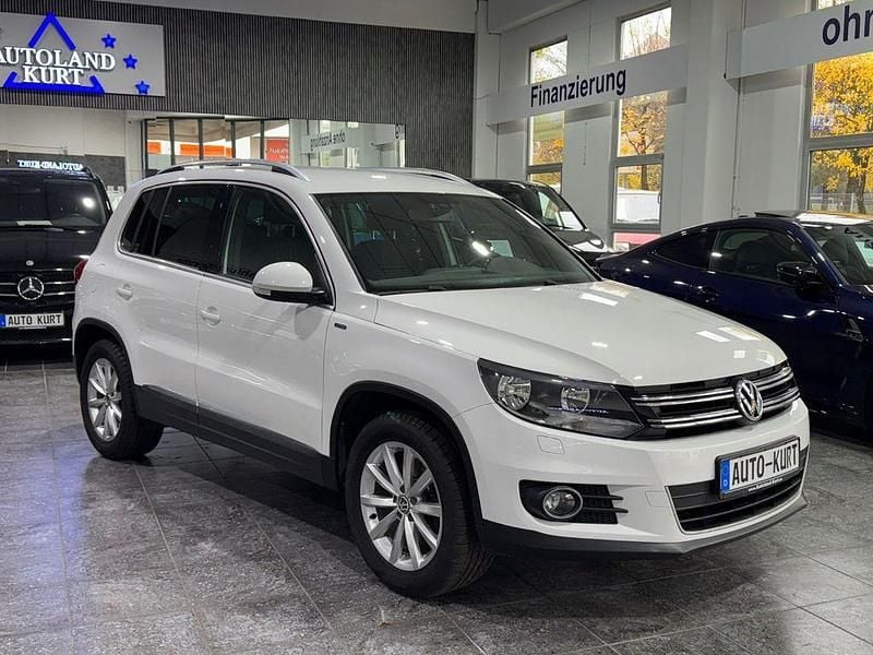 Weiß Gebraucht 2016 VW Tiguan LOUNGE SUV | 16.990 € (Superpreis) - Bild 1/4