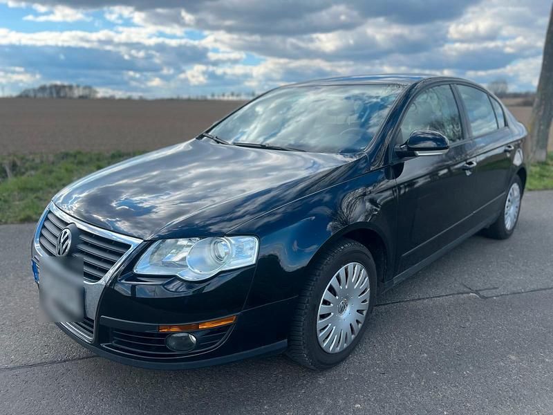Schwarz Gebraucht 2007 VW Passat Limousine | 3.333 € (Guter Preis) - Bild 1/4