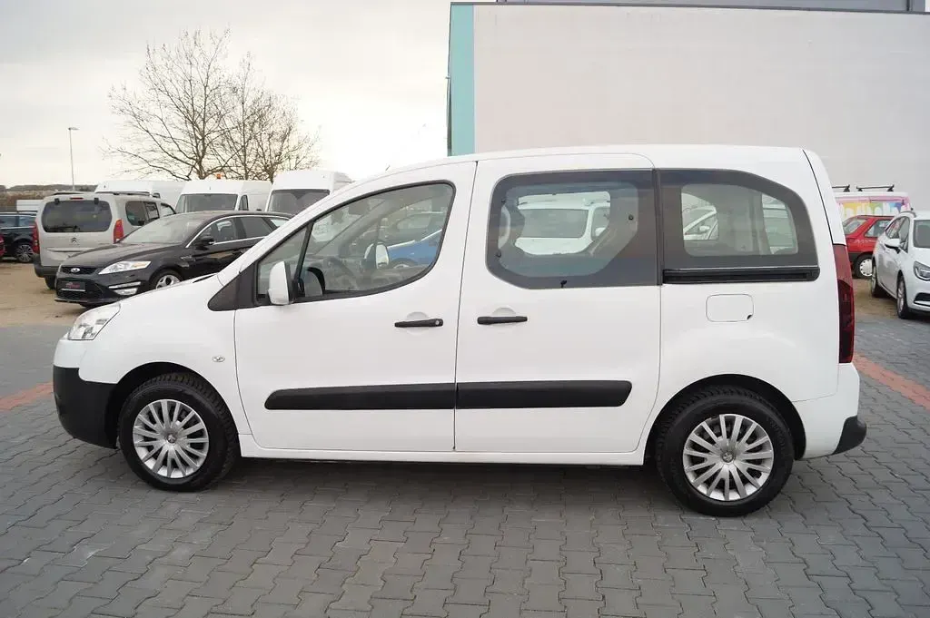 Gebraucht Peugeot Partner Tepee Active 98 PS (72 kW) 2013 Weiß Van / Kleinbus
