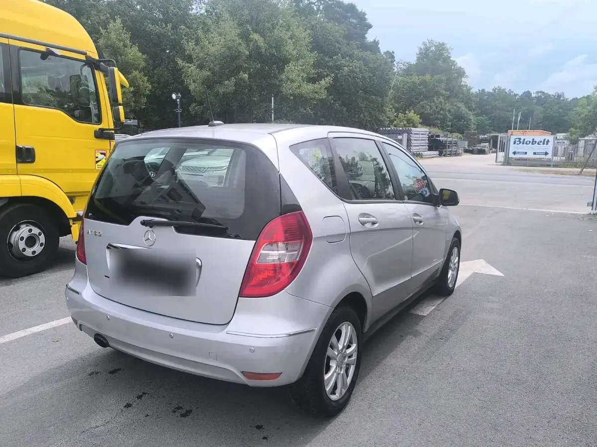 Gebraucht Mercedes A180 110 PS (80 kW) 2009 Kleinwagen