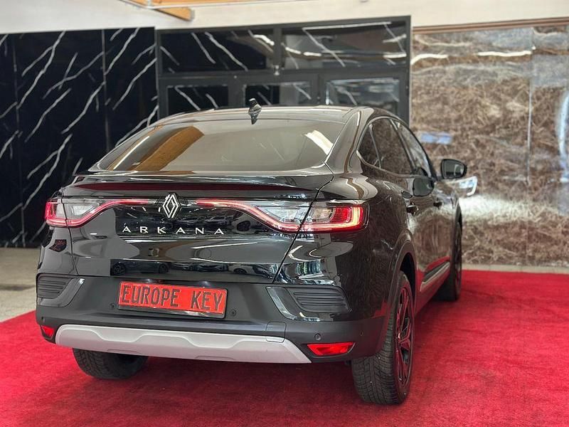Gebraucht Renault Arkana 140 PS (102 kW) 2024 Schwarz SUV