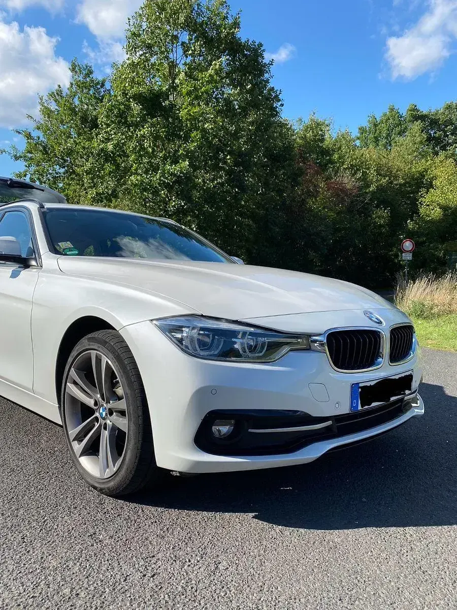 Gebraucht BMW 318 Performance 150 PS (110 kW) 2019 Weiß Kombi