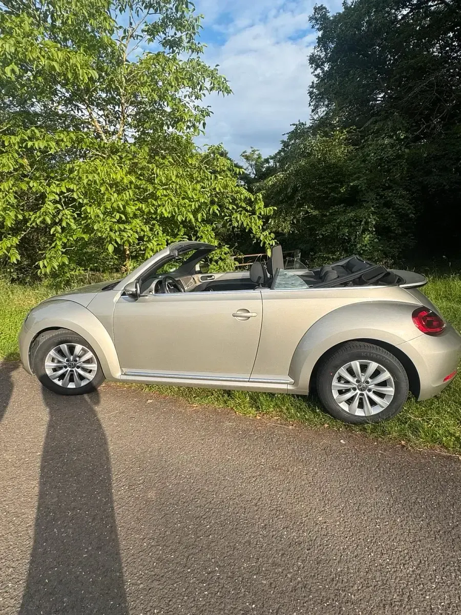 Gebraucht VW Beetle 105 PS (77 kW) 2015 Grau Kleinwagen