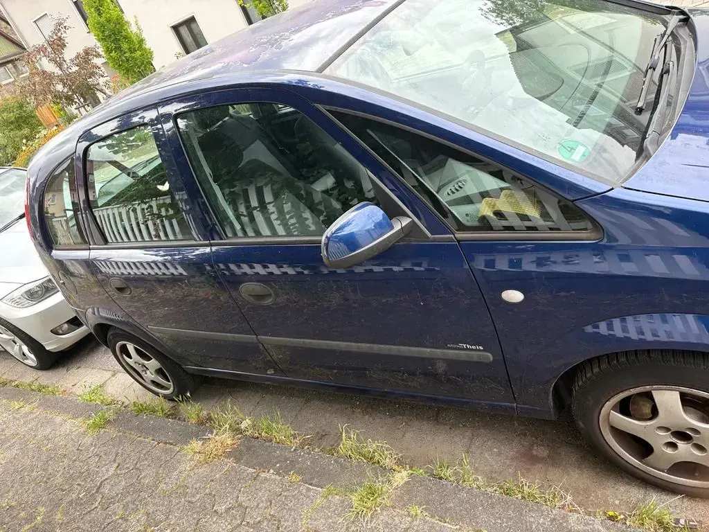 Używany Opel Meriva Cosmo 101 KM (74 kW) 2005 Niebieski Minivan