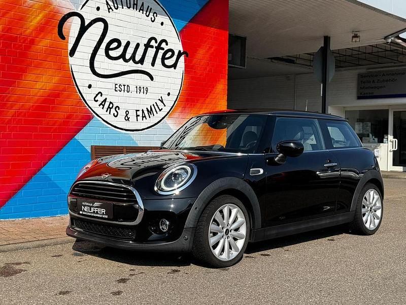 Gebraucht Mini Cooper Chili 136 PS (100 kW) 2020 Midnight black Kleinwagen