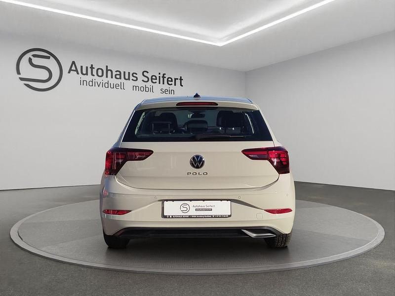 Neu VW Polo Life 80 PS (58 kW) 2026 Grau Limousine
