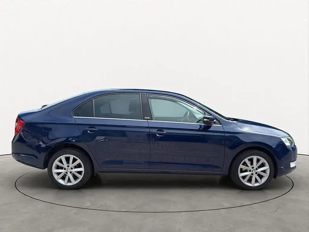 Gebraucht Skoda Rapid Joy 110 PS (80 kW) 2016 Blau Kleinwagen