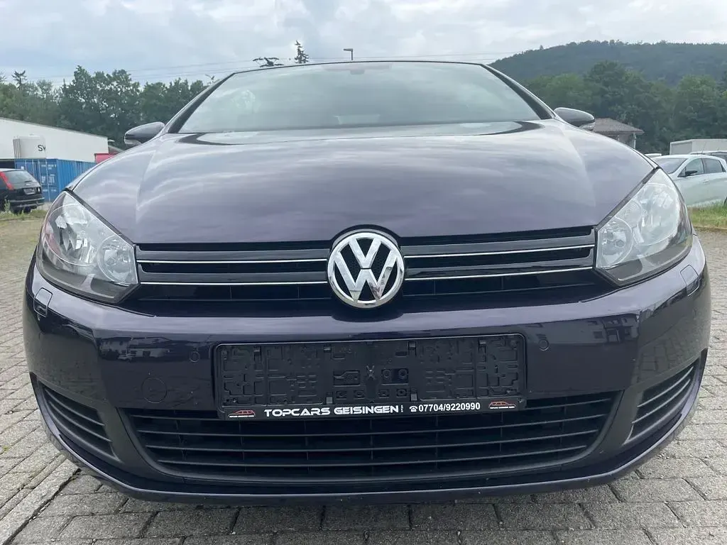 Gebraucht VW Golf Cabriolet 105 PS (77 kW) 2013 Dark purple Cabrio