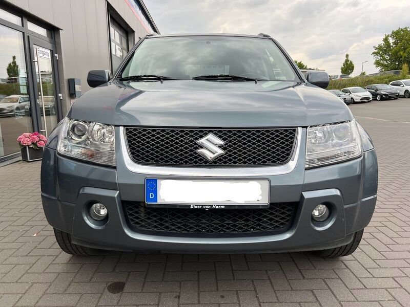 Gebraucht Suzuki Grand Vitara 140 PS (102 kW) 2006 Silber SUV