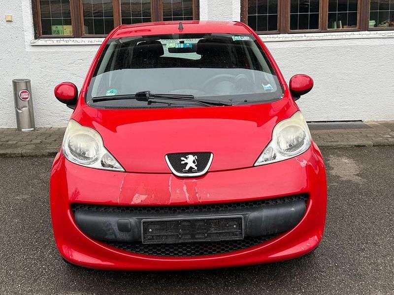 Gebraucht Peugeot 107 Filou 68 PS (50 kW) 2008 Rot Kleinwagen