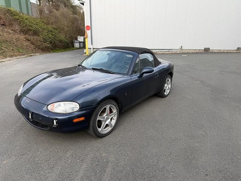 Gebraucht Mazda MX5 110 PS (80 kW) 2000 Blau Cabrio