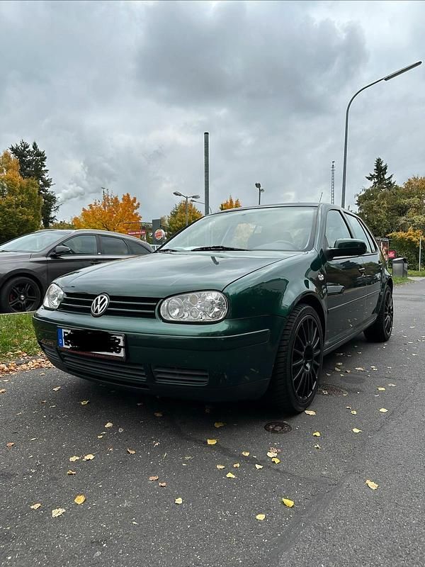 Grün Gebraucht 1998 VW Golf IV Kleinwagen | 2.900 € (Etwas zu teuer) - Bild 1/4