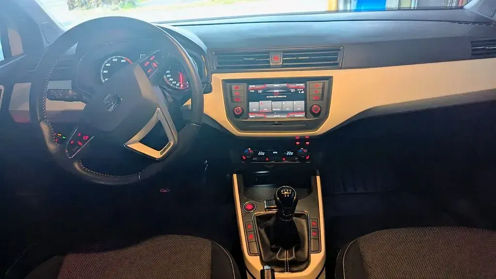 Gebraucht Seat Arona XCELLENCE 95 PS (69 kW) 2019 Weiß SUV