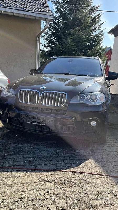 Gebraucht BMW X5 306 PS (225 kW) 2013 Rubinschwarz metallic SUV