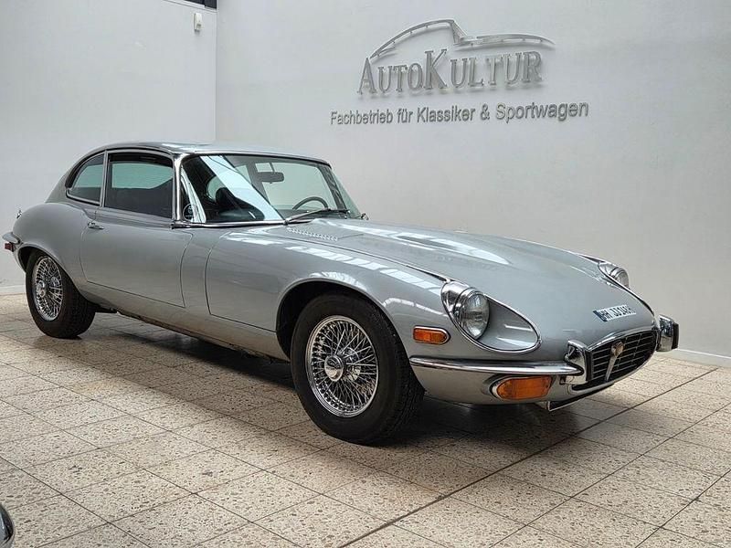 Silber Gebraucht 1972 Jaguar E-Type Coupé | 56.900 € - Bild 1/4