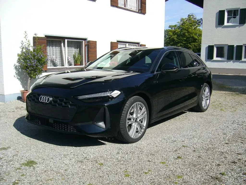 Neu Audi A5 299 PS (219 kW) 2026 Schwarz Kombi