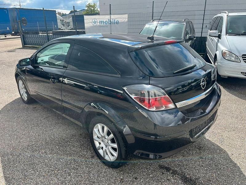 Gebraucht Opel Astra GTC Edition 105 PS (77 kW) 2007 Schwarz Coupé