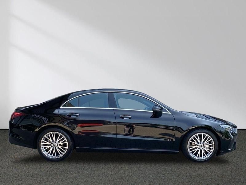 Gebraucht Mercedes CLA180 Progressive 136 PS (100 kW) 2025 Schwarz Limousine