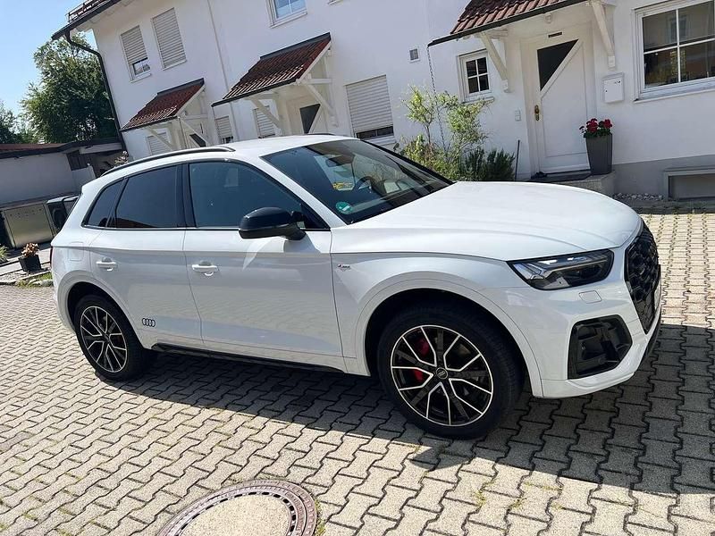 Weiß Gebraucht 2021 Audi Q5 Sportback S-Line SUV | 38.900 € (Guter Preis) - Bild 1/4