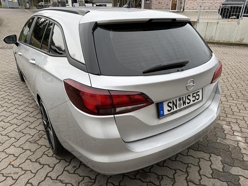 Gebraucht Opel Astra Edition 150 PS (110 kW) 2016 Silber Kombi