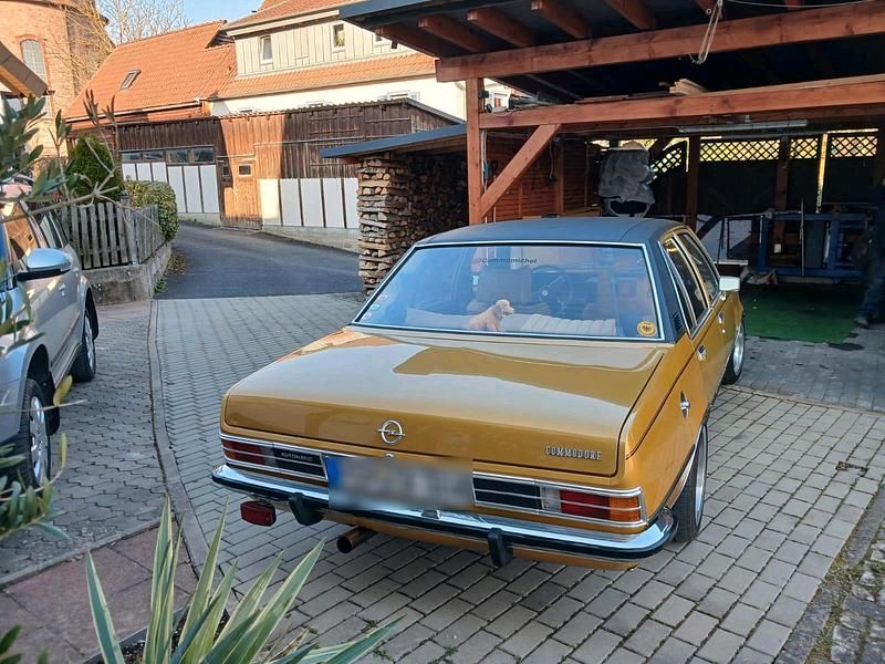 Gebraucht Opel Commodore 115 PS (84 kW) 1973 Gold Coupé