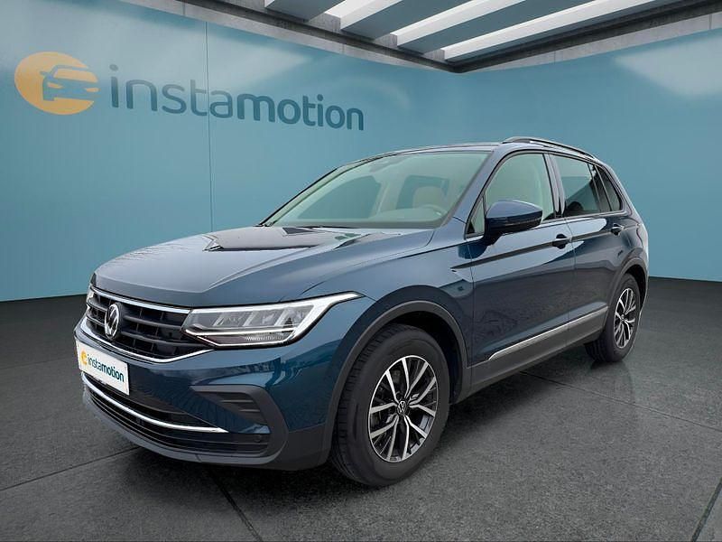Blau Gebraucht 2022 VW Tiguan SUV | 27.499 € (Guter Preis) - Bild 1/4