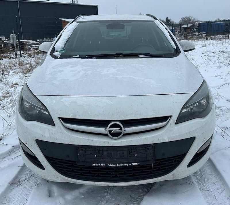 Gebraucht Opel Astra 110 PS (80 kW) 2015 Weiß Limousine