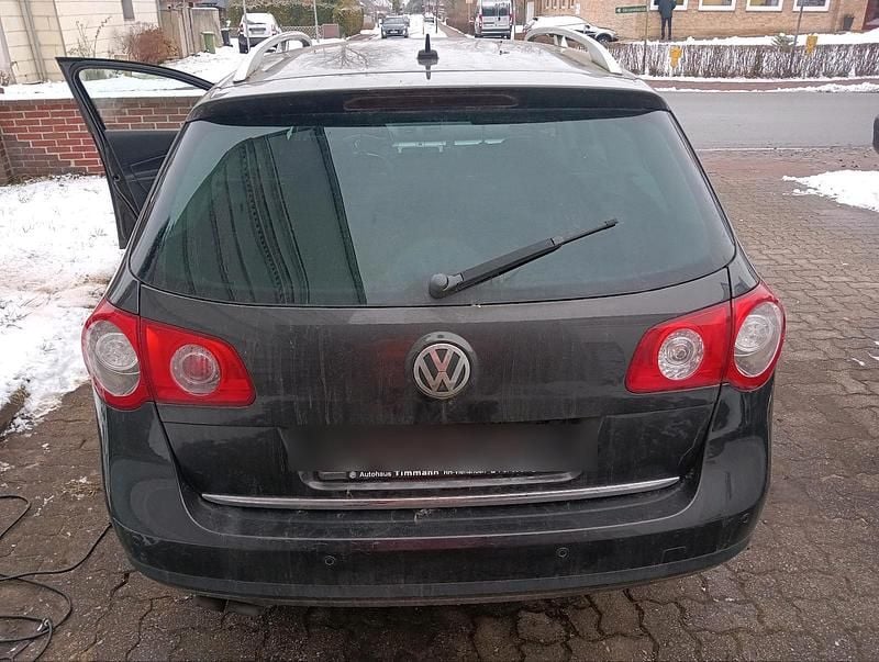 Gebraucht VW Passat 200 PS (147 kW) 2006 Braun Kombi