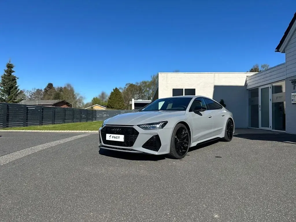 Gebraucht Audi RS7 Sportback Sport 600 PS (441 kW) 2022 Nardograu Kleinwagen