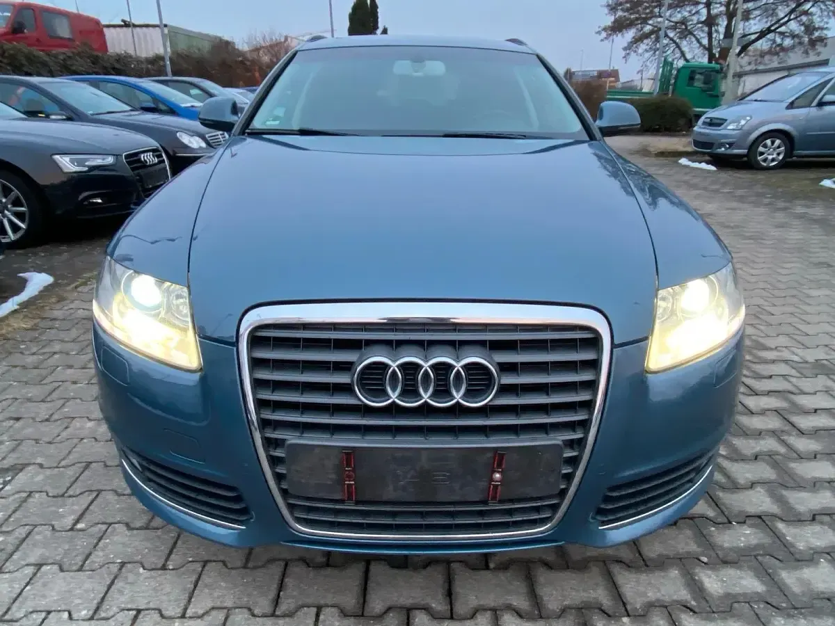 Gebraucht Audi A6 170 PS (125 kW) 2011 Blau Kombi