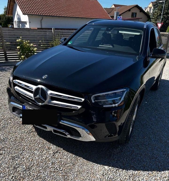 Schwarz Gebraucht 2020 Mercedes GLC220 SUV | 33.400 € (Fairer Preis) - Bild 1/4