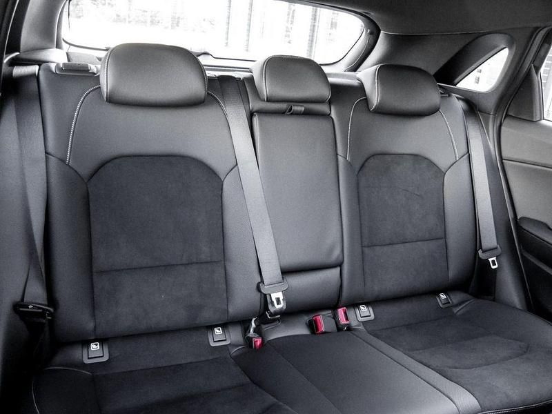 Neu Kia Ceed GT GT-Line 140 PS (102 kW) 2026 (h8g) dark penta met Limousine