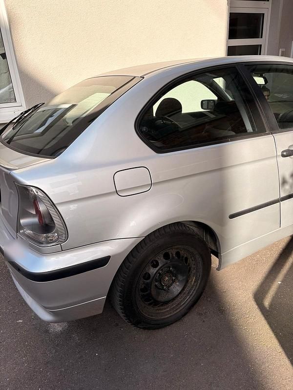 Gebraucht BMW 316 Compact 116 PS (85 kW) 2002 Silber Kleinwagen