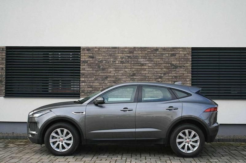Gebraucht Jaguar E-Pace R-Dynamic 150 PS (110 kW) 2019 Grau SUV