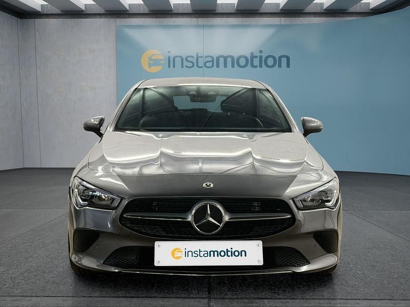 Gebraucht Mercedes CLA200 150 PS (110 kW) 2023 Limousine