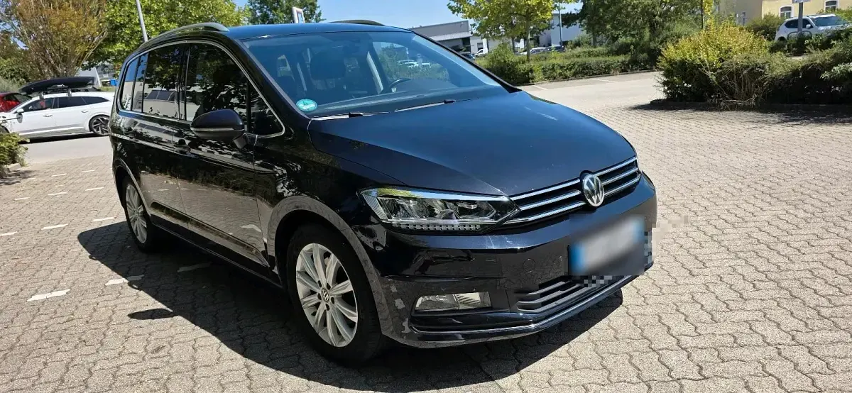Gebraucht VW Touran Highline 150 PS (110 kW) 2017 Schwarz Van / Kleinbus