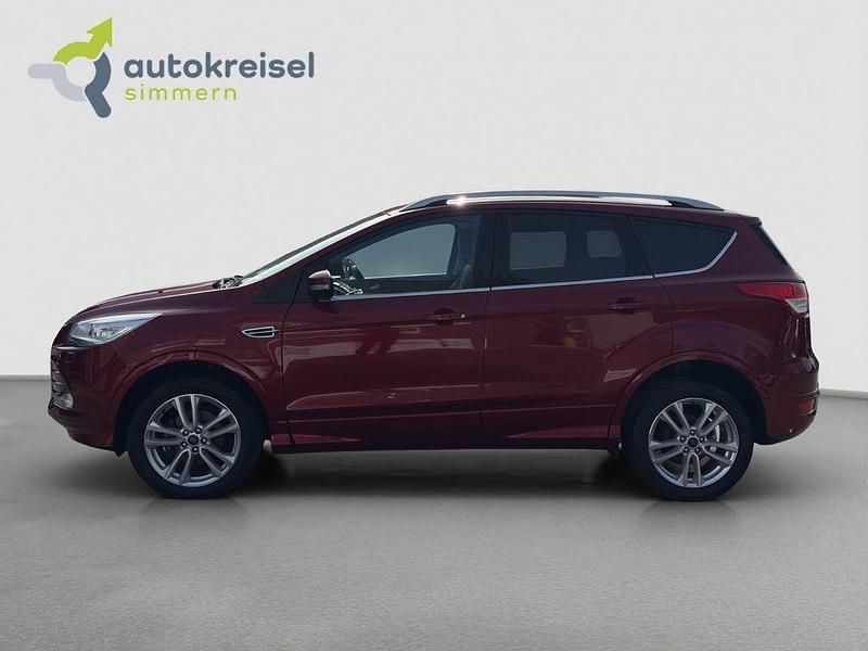 Gebraucht Ford Kuga Individual 150 PS (110 kW) 2015 Rot SUV
