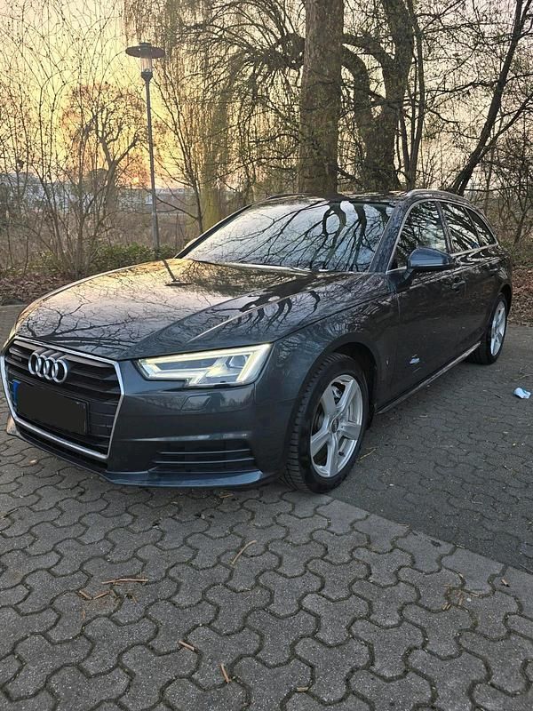 Gebraucht Audi A4 190 PS (139 kW) 2016 Silber Kombi