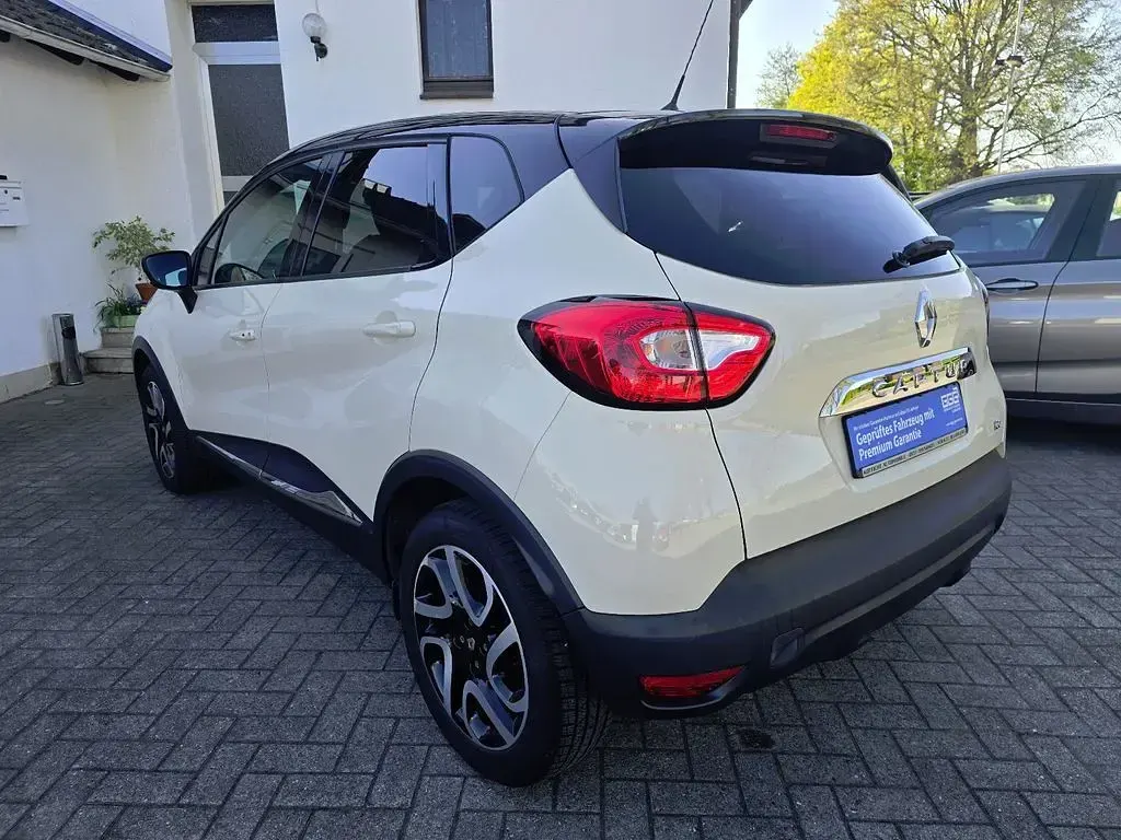 Gebraucht Renault Captur Luxe 120 PS (88 kW) 2013 Beige SUV