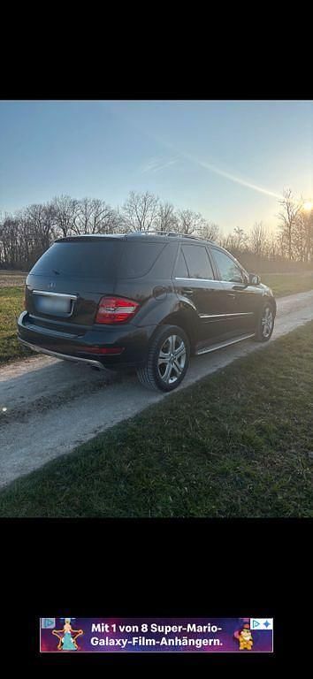 Gebraucht Mercedes 350 314 PS (230 kW) 2010 Schwarz SUV