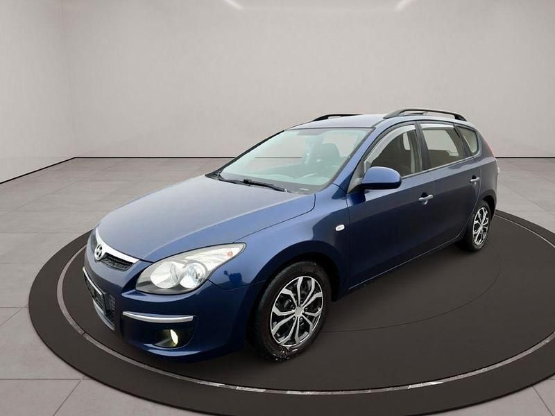 Gebraucht Hyundai i30 Edition+ 126 PS (92 kW) 2009 Blau Kombi