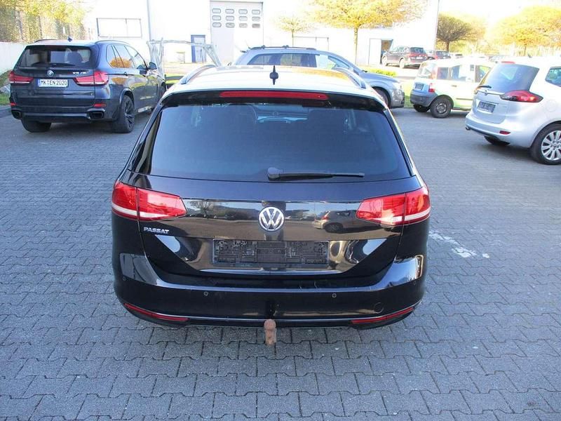 Gebraucht VW Passat 150 PS (110 kW) 2015 Schwarz Kombi
