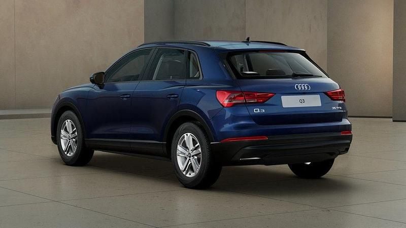 Gebraucht Audi Q3 Basis 150 PS (110 kW) 2024 Blau SUV