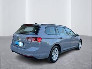 Gebraucht VW Passat Conceptline 150 PS (110 kW) 2022 Grau (mondsteingrau) Kombi