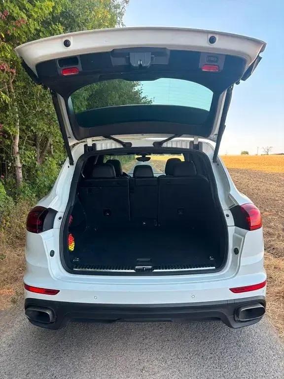 Gebraucht Porsche Cayenne Diesel 262 PS (192 kW) 2017 Weiß SUV