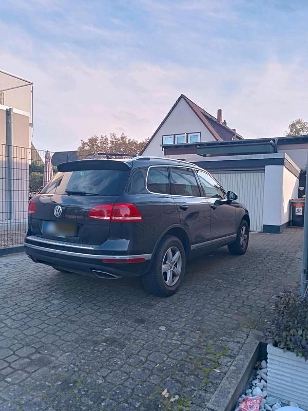Gebraucht VW Touareg 262 PS (192 kW) 2015 Schwarz SUV