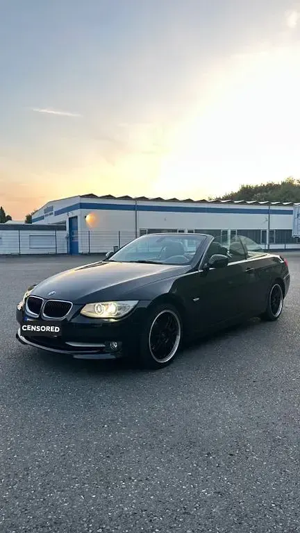 Gebraucht BMW 320 Cabriolet 170 PS (125 kW) 2010 Schwarz Cabrio