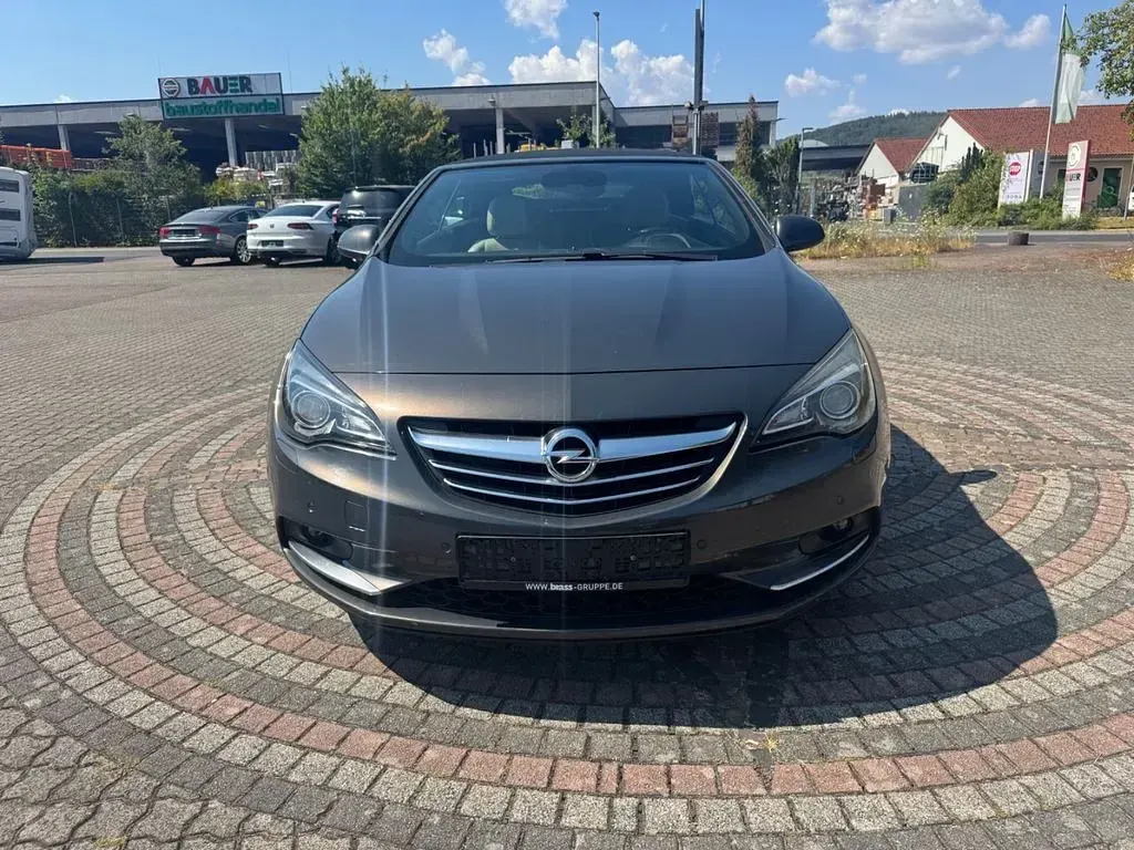 Gebraucht Opel Cascada Innovation 170 PS (125 kW) 2016 Grau Cabrio