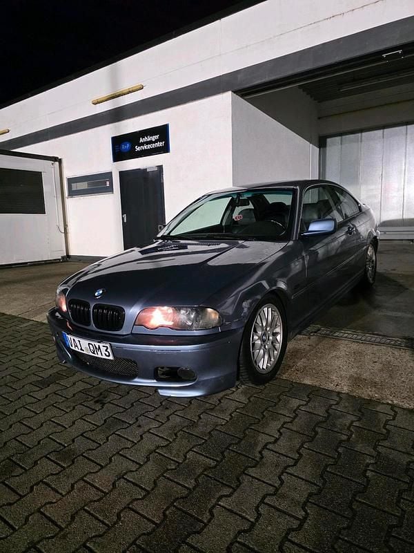 Blau Gebraucht 2000 BMW 320 Coupé | 3.000 € (Superpreis) - Bild 1/4